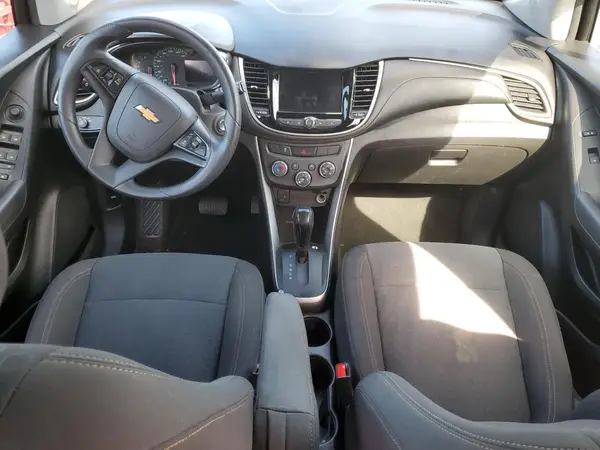 KL7CJKSB1LB021319 2020 CHEVROLET TRAX - Image 8