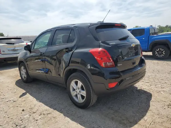 KL7CJKSB1LB023216 2020 CHEVROLET TRAX - Image 2