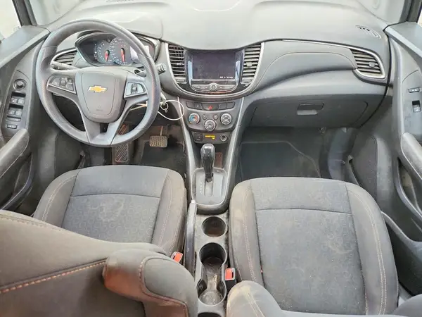 KL7CJKSB1LB030120 2020 CHEVROLET TRAX - Image 8