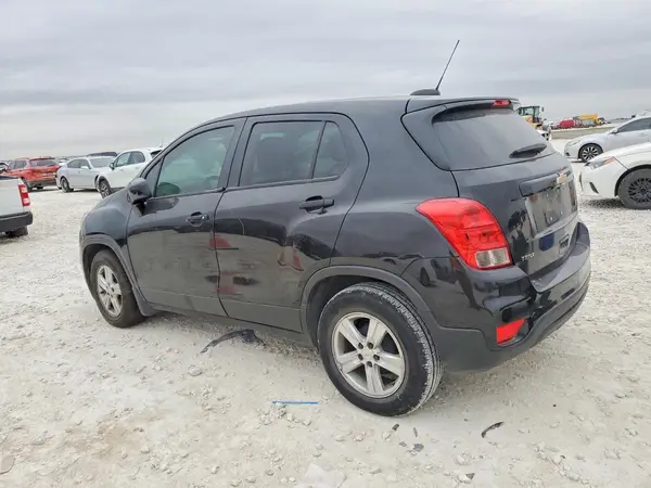 KL7CJKSB1LB042106 2020 CHEVROLET TRAX - Image 2