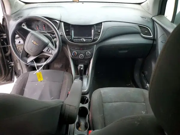 KL7CJKSB1LB042106 2020 CHEVROLET TRAX - Image 8