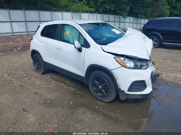 KL7CJKSB1LB056829 2020 CHEVROLET TRAX - Image 1