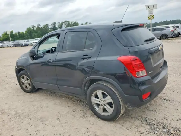 KL7CJKSB1LB060217 2020 CHEVROLET TRAX - Image 2