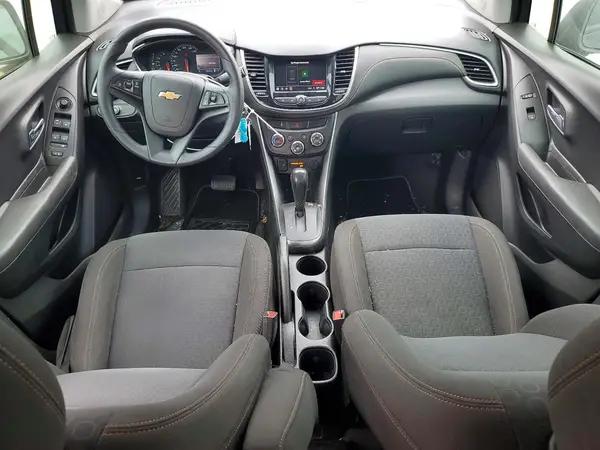KL7CJKSB1LB060217 2020 CHEVROLET TRAX - Image 8