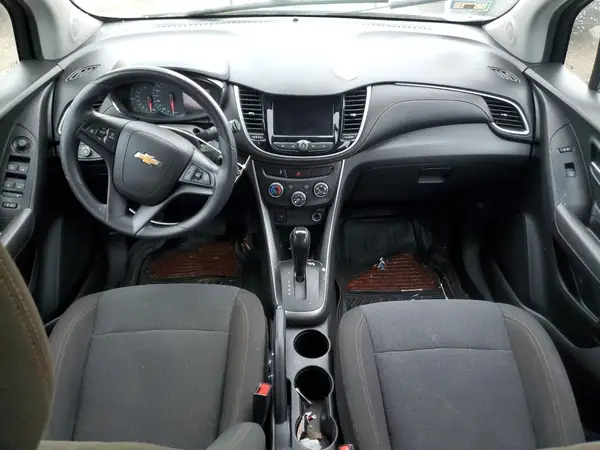 KL7CJKSB1LB070309 2020 CHEVROLET TRAX - Image 8