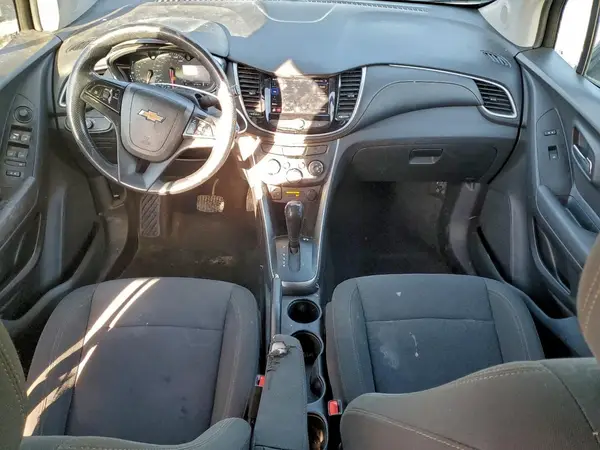 KL7CJKSB1LB070701 2020 CHEVROLET TRAX - Image 8