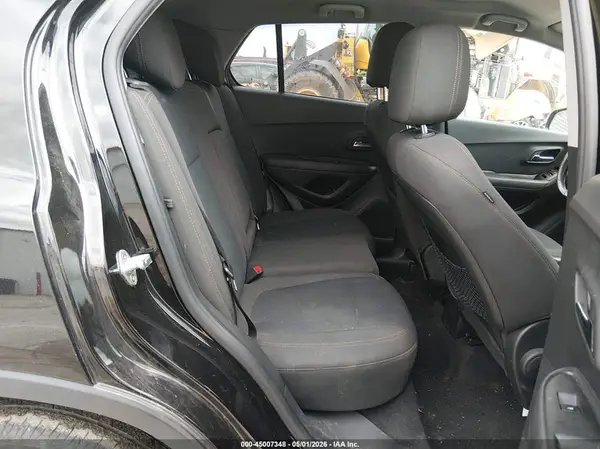 KL7CJKSB1LB090205 2020 CHEVROLET TRAX - Image 8