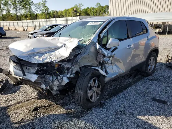 KL7CJKSB1LB312743 2020 CHEVROLET TRAX - Image 1