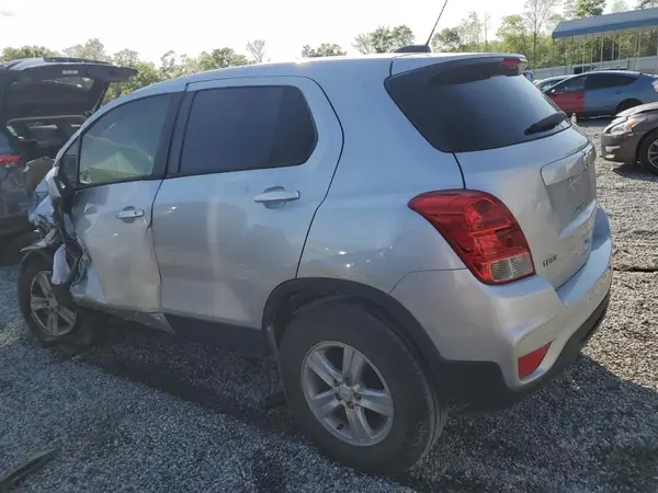 KL7CJKSB1LB312743 2020 CHEVROLET TRAX - Image 2