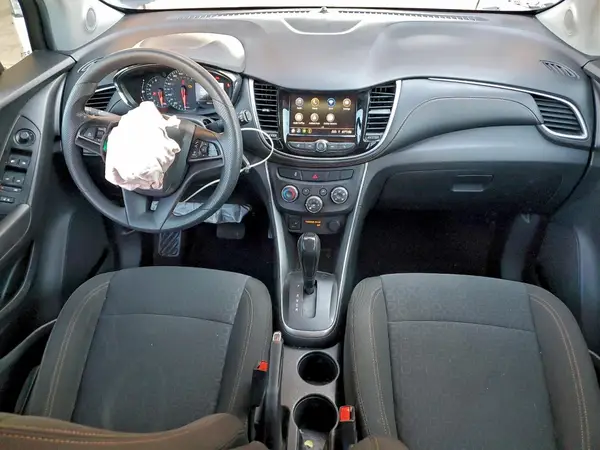 KL7CJKSB1LB321829 2020 CHEVROLET TRAX - Image 8