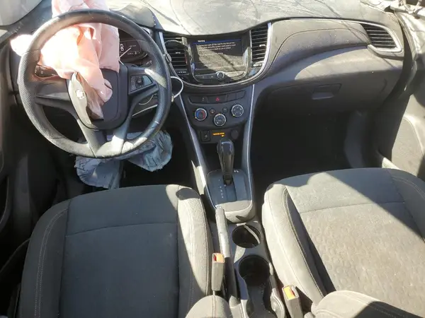 KL7CJKSB1LB324892 2020 CHEVROLET TRAX - Image 8