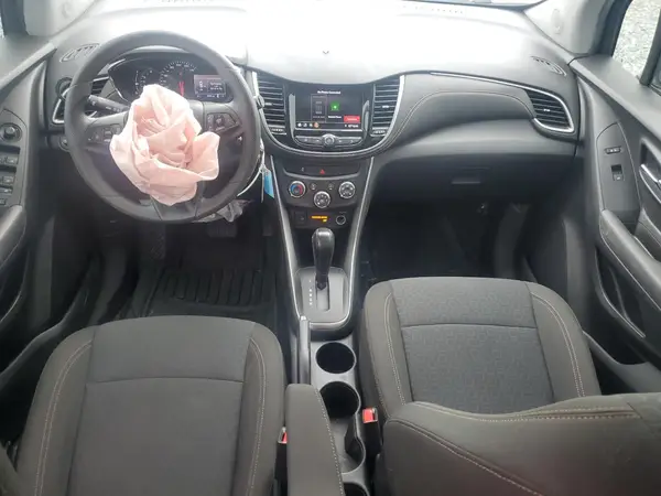 KL7CJKSB1LB324990 2020 CHEVROLET TRAX - Image 8