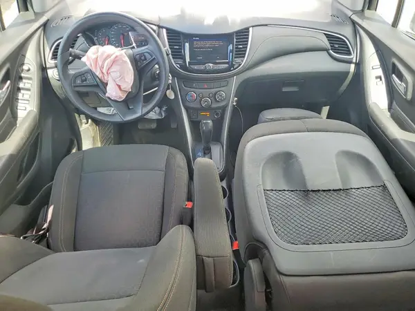 KL7CJKSB1LB326299 2020 CHEVROLET TRAX - Image 8
