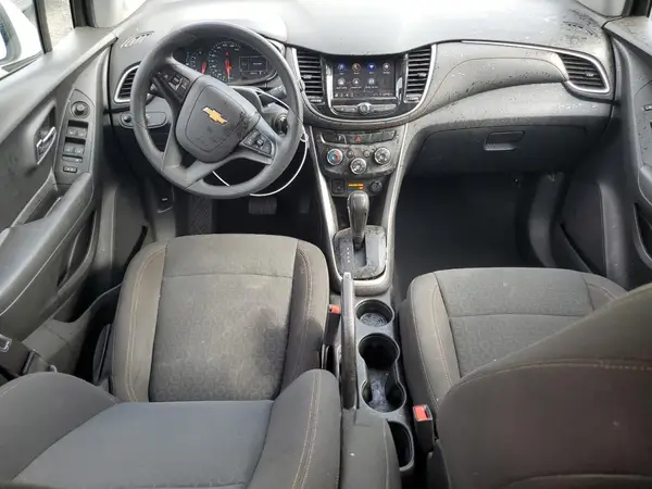 KL7CJKSB1LB329610 2020 CHEVROLET TRAX - Image 8
