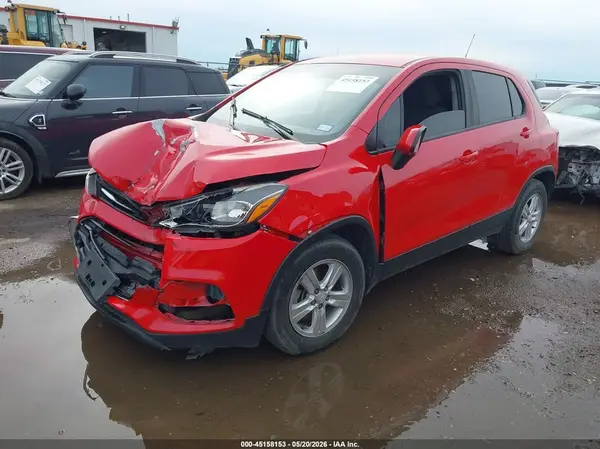 KL7CJKSB1LB334435 2020 CHEVROLET TRAX - Image 2
