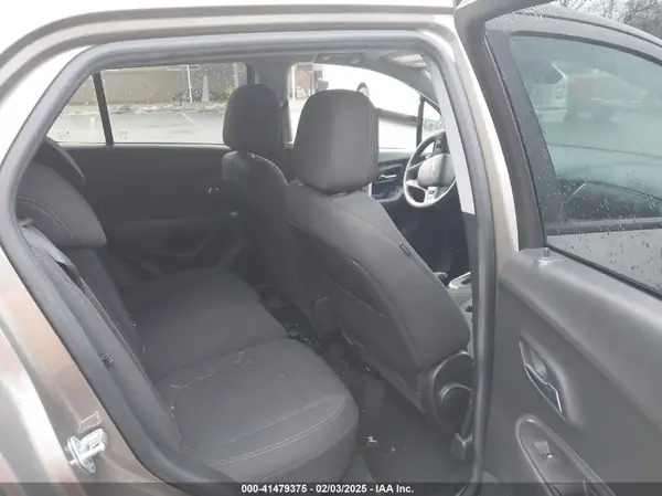 KL7CJKSB1LB343989 2020 CHEVROLET TRAX - Image 8