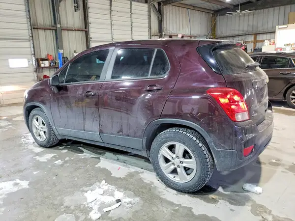 KL7CJKSB1LB349243 2020 CHEVROLET TRAX - Image 2