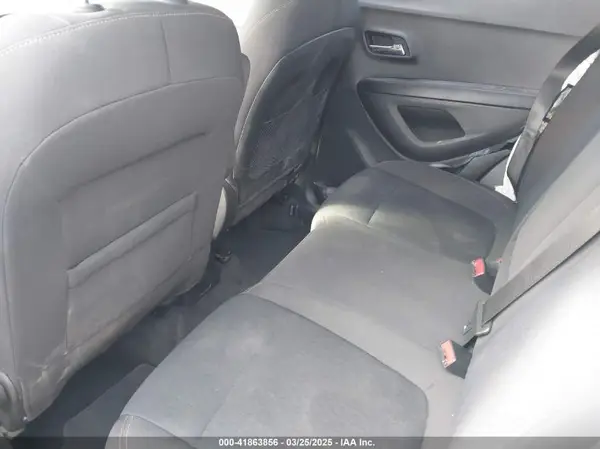 KL7CJKSB1MB308984 2021 CHEVROLET TRAX - Image 8
