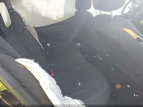 KL7CJKSB1MB314784 2021 CHEVROLET TRAX - Image 8