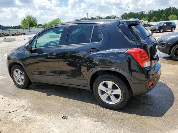 KL7CJKSB1MB321394 2021 CHEVROLET TRAX - Image 2