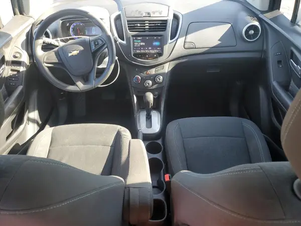 KL7CJKSB2GB504761 2016 CHEVROLET TRAX - Image 8