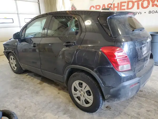 KL7CJKSB2GB577208 2016 CHEVROLET TRAX - Image 2