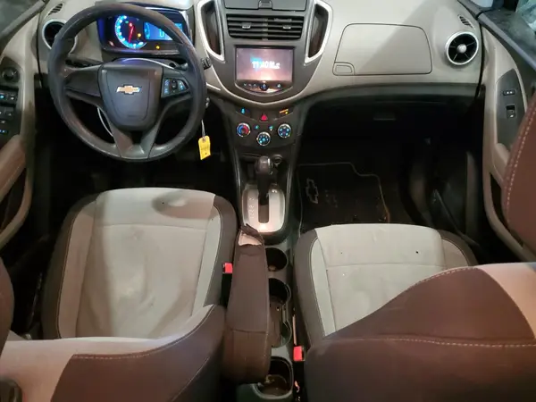 KL7CJKSB2GB577208 2016 CHEVROLET TRAX - Image 8