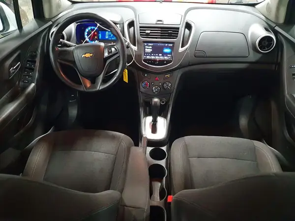 KL7CJKSB2GB583722 2016 CHEVROLET TRAX - Image 8