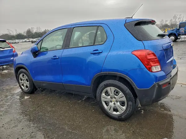 KL7CJKSB2GB639822 2016 CHEVROLET TRAX - Image 2