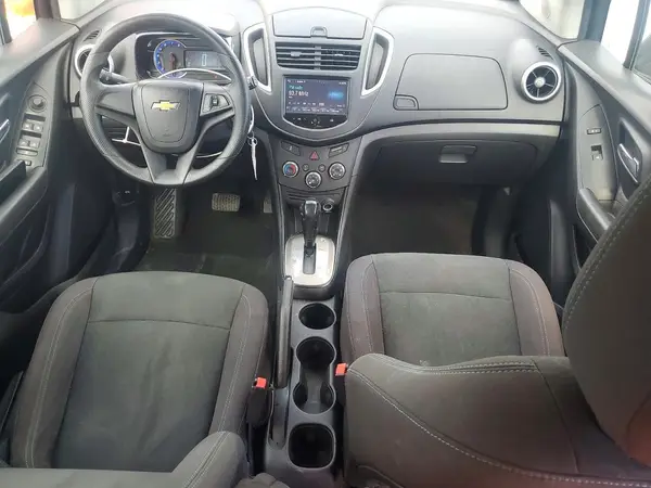 KL7CJKSB2GB679334 2016 CHEVROLET TRAX - Image 8