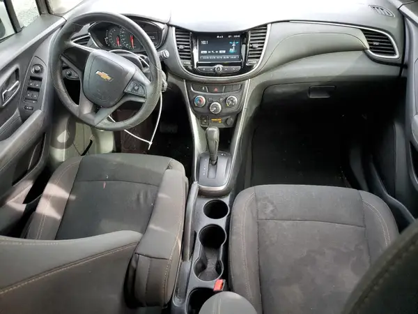 KL7CJKSB2HB101381 2017 CHEVROLET TRAX - Image 8