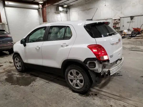 KL7CJKSB2HB125311 2017 CHEVROLET TRAX - Image 2