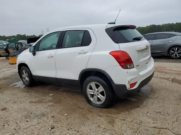 KL7CJKSB2HB207720 2017 CHEVROLET TRAX - Image 2