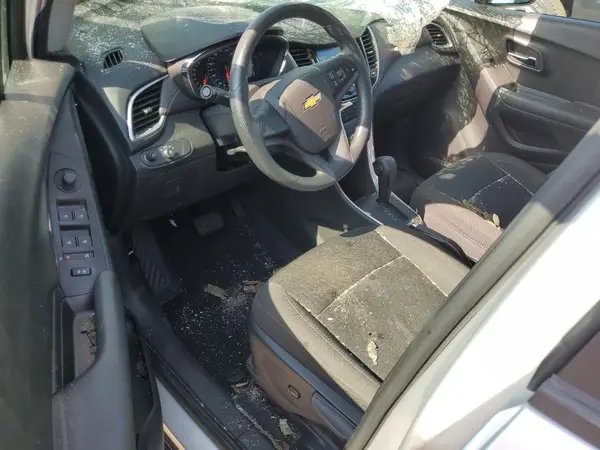 KL7CJKSB2HB216014 2017 CHEVROLET TRAX - Image 8