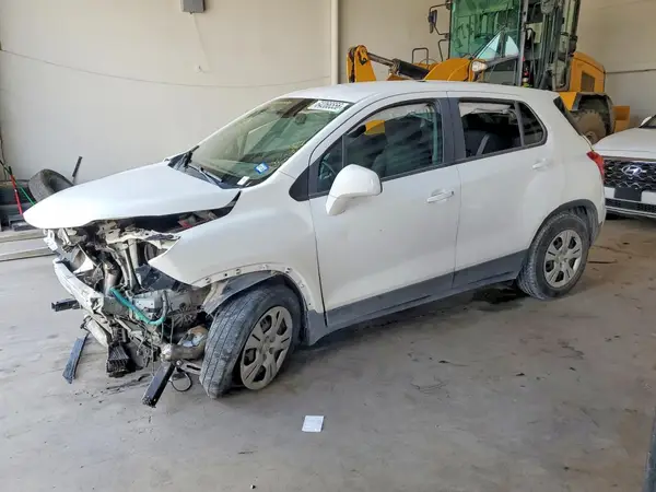 KL7CJKSB2HB228860 2017 CHEVROLET TRAX - Image 1