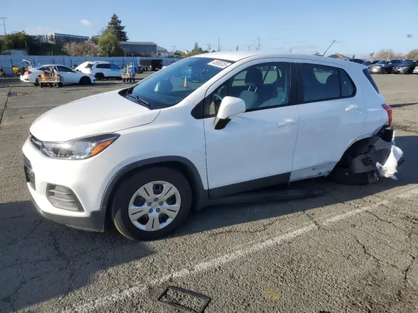 KL7CJKSB2JB570315 2018 CHEVROLET TRAX - Image 1