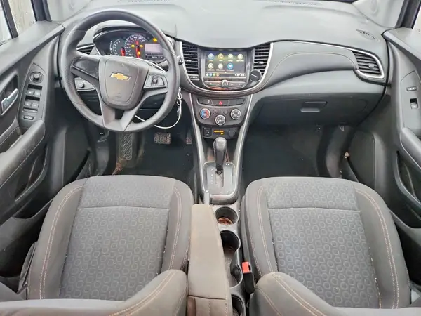 KL7CJKSB2JB571092 2018 CHEVROLET TRAX - Image 8
