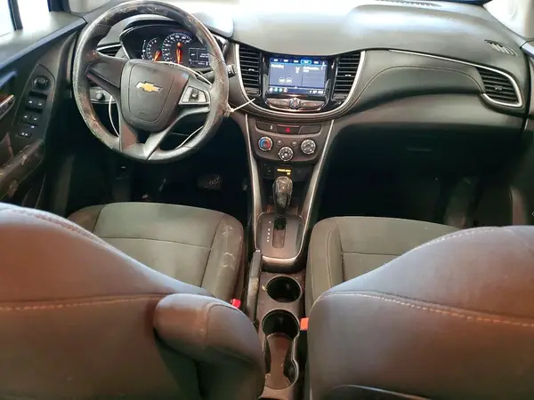 KL7CJKSB2JB715336 2018 CHEVROLET TRAX - Image 8