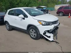 KL7CJKSB2JB721766 2018 CHEVROLET TRAX