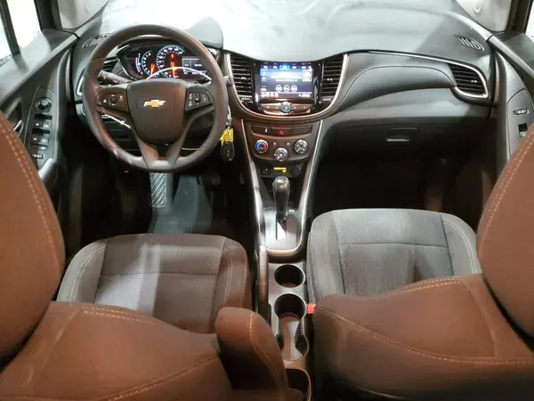 KL7CJKSB2LB017733 2020 CHEVROLET TRAX - Image 8