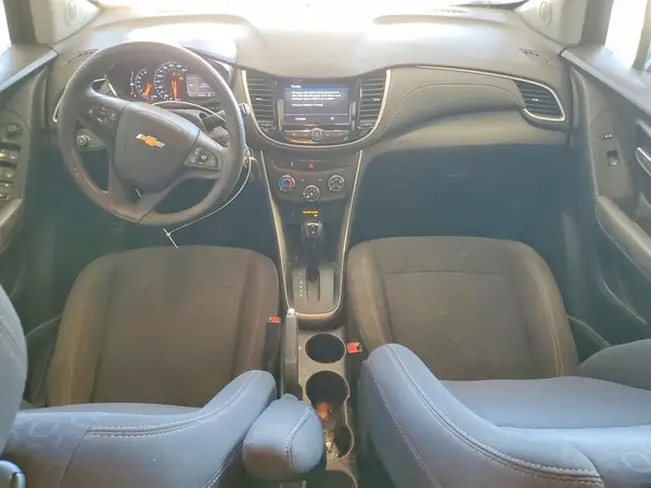 KL7CJKSB2LB022835 2020 CHEVROLET TRAX - Image 8