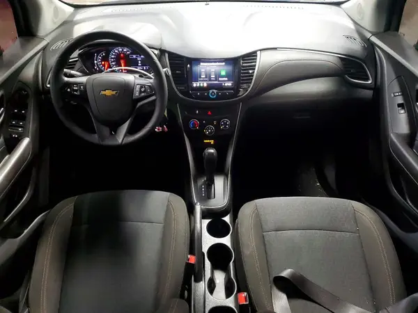 KL7CJKSB2LB023256 2020 CHEVROLET TRAX - Image 8