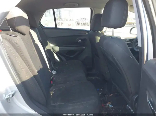 KL7CJKSB2LB030577 2020 CHEVROLET TRAX - Image 8