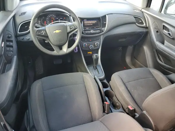 KL7CJKSB2LB035102 2020 CHEVROLET TRAX - Image 8