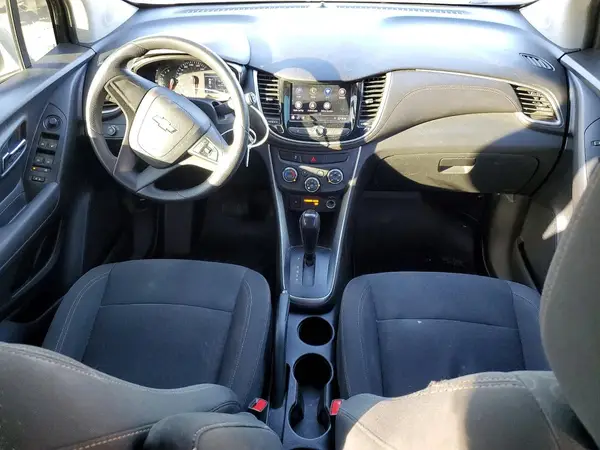 KL7CJKSB2LB038498 2020 CHEVROLET TRAX - Image 8