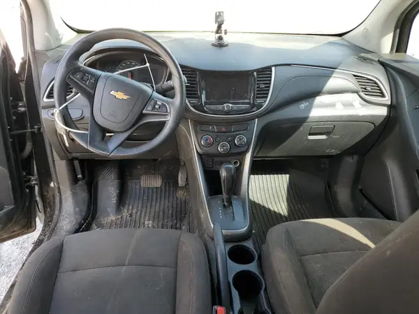 KL7CJKSB2LB052840 2020 CHEVROLET TRAX - Image 8
