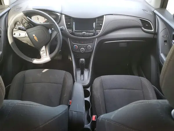 KL7CJKSB2LB057939 2020 CHEVROLET TRAX - Image 8