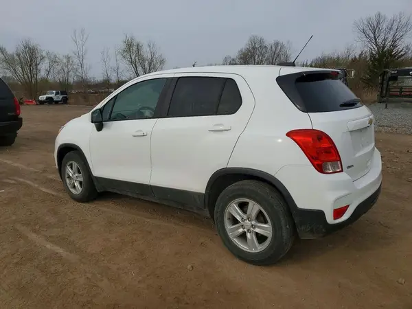 KL7CJKSB2LB064065 2020 CHEVROLET TRAX - Image 2