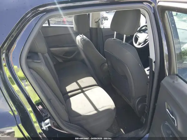 KL7CJKSB2LB066690 2020 CHEVROLET TRAX - Image 8