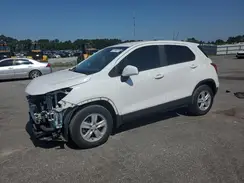 KL7CJKSB2LB085675 2020 CHEVROLET TRAX